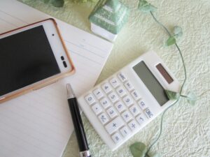 SMBCモビットの返済できない。滞納で一括請求？1日遅れの支払い遅れでも電話ある？引き落としできなかった・1ヶ月延滞はハガキいつ届く？返済日変更の方法