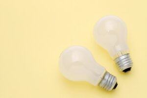 ONEでんきの評判は悪い？メリット・デメリットを紹介！